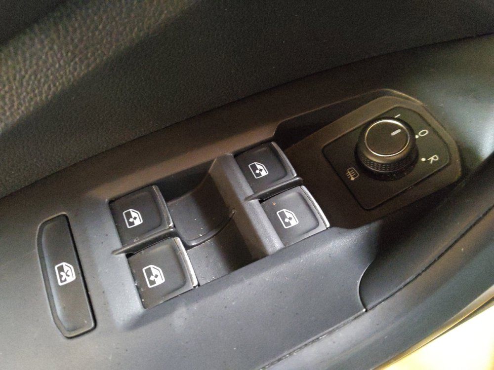 Used 2024 Volkswagen Jetta SE FWD image 27