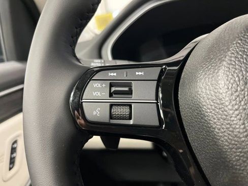 New 2026 Honda Pilot Touring image 18