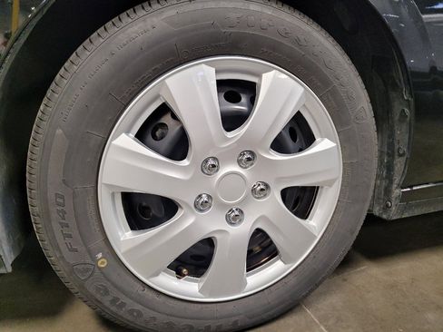 Used 2024 Nissan Sentra S image 31