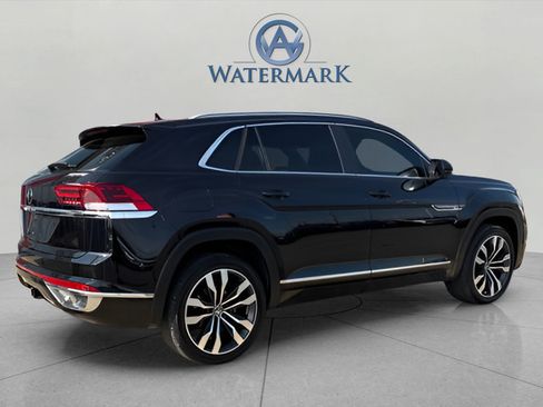 Used 2021 Volkswagen Atlas Cross Sport SEL R-Line w/ Cross Sport MDO Package FWD image 8