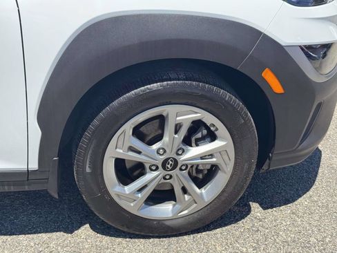 Certified 2023 Hyundai Kona SEL AWD/4WD image 10