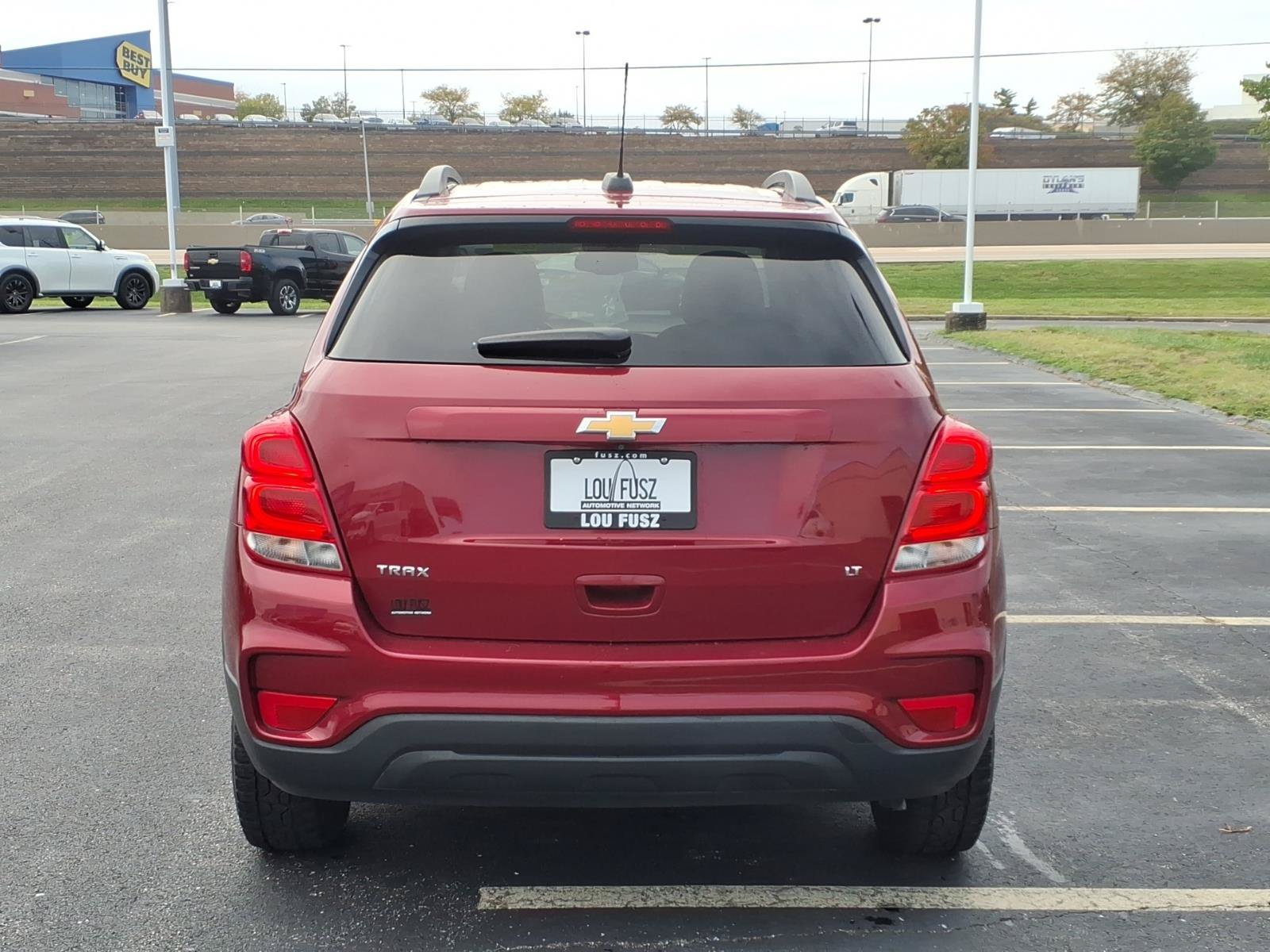 Used 2019 Chevrolet Trax LT w/ LT Convenience Package FWD image 28