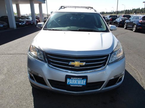 Used 2016 Chevrolet Traverse LT AWD/4WD image 8