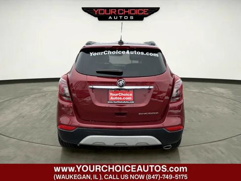 Used 2021 Buick Encore Preferred w/ Safety Package image 4
