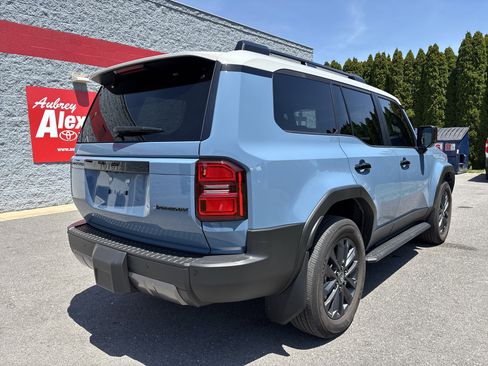 Certified 2026 Toyota Land Cruiser w/ Premium Package AWD/4WD image 21