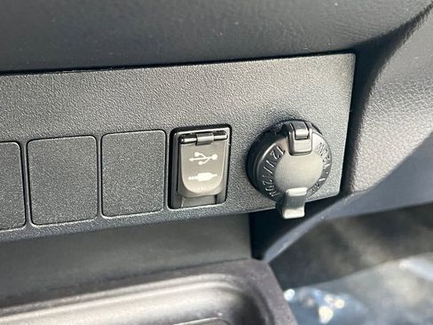 Used 2017 Toyota RAV4 XLE image 22