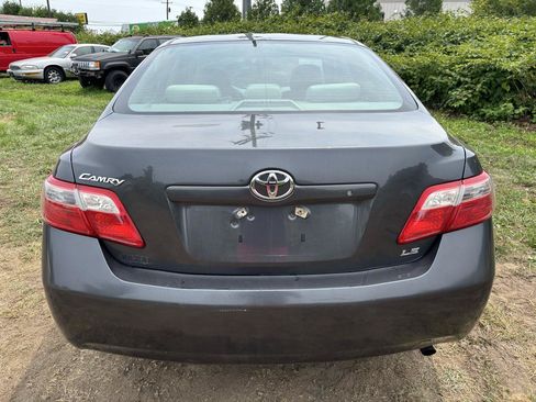 Used 2008 Toyota Camry LE FWD image 6