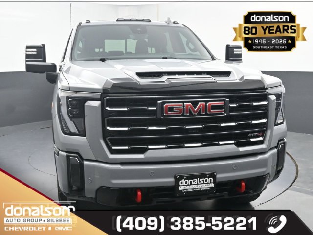 Used 2024 GMC Sierra 2500 AT4 w/ AT4 Premium Plus Package AWD/4WD image 3
