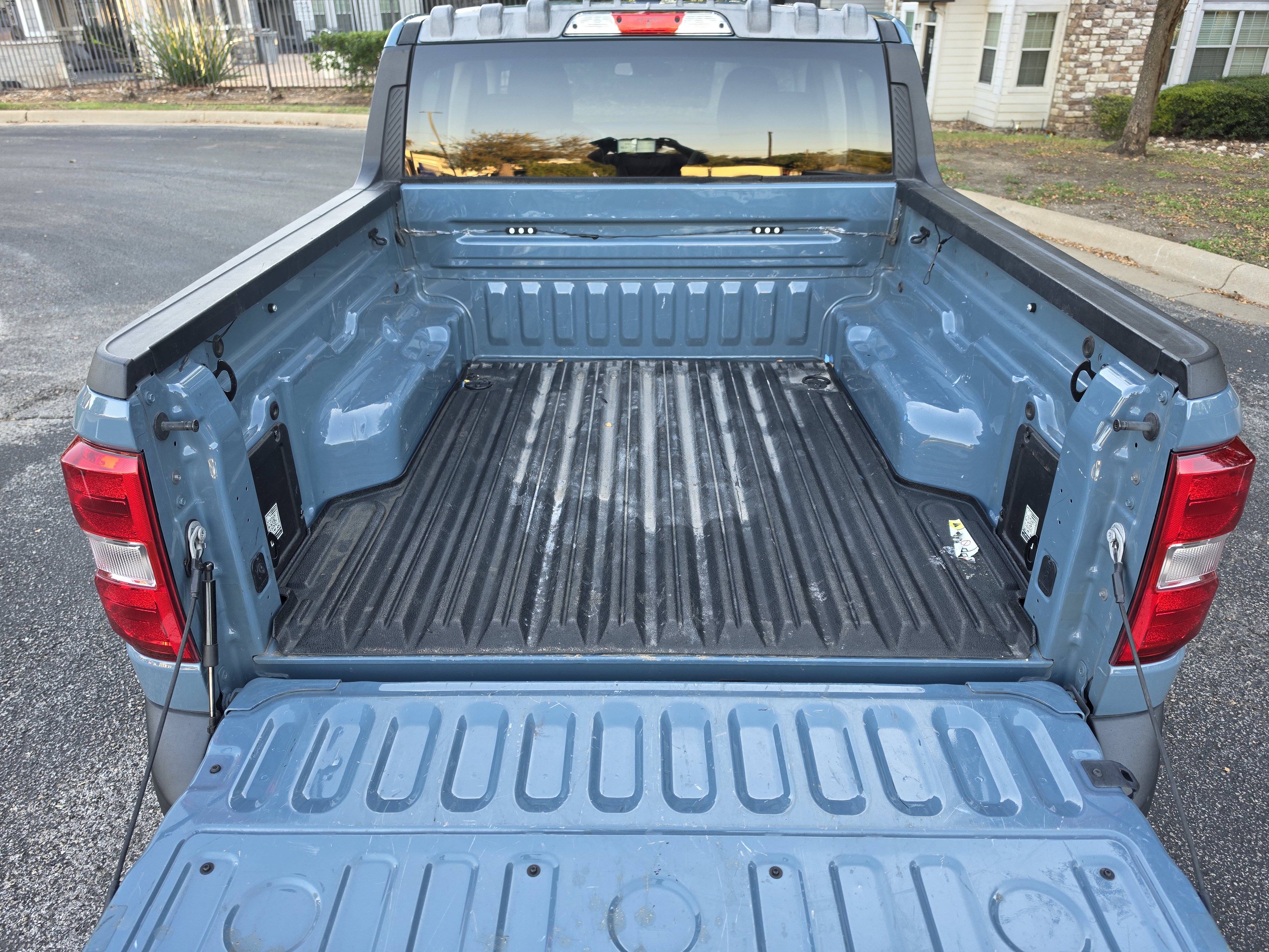 Used 2022 Ford Maverick XL FWD image 11