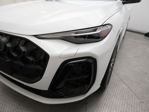 New 2026 Audi SQ5 Premium Plus AWD/4WD image 24