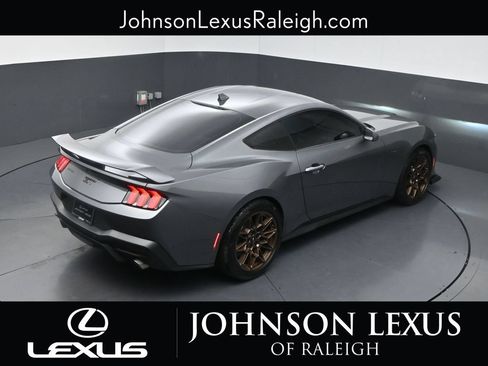Used 2025 Ford Mustang GT Premium w/ GT Performance Package RWD image 26