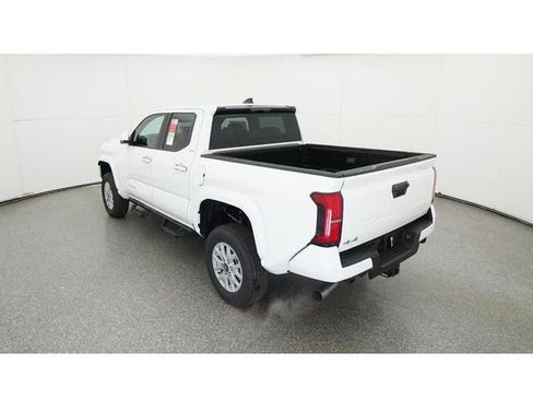 New 2026 Toyota Tacoma SR5 AWD/4WD image 5