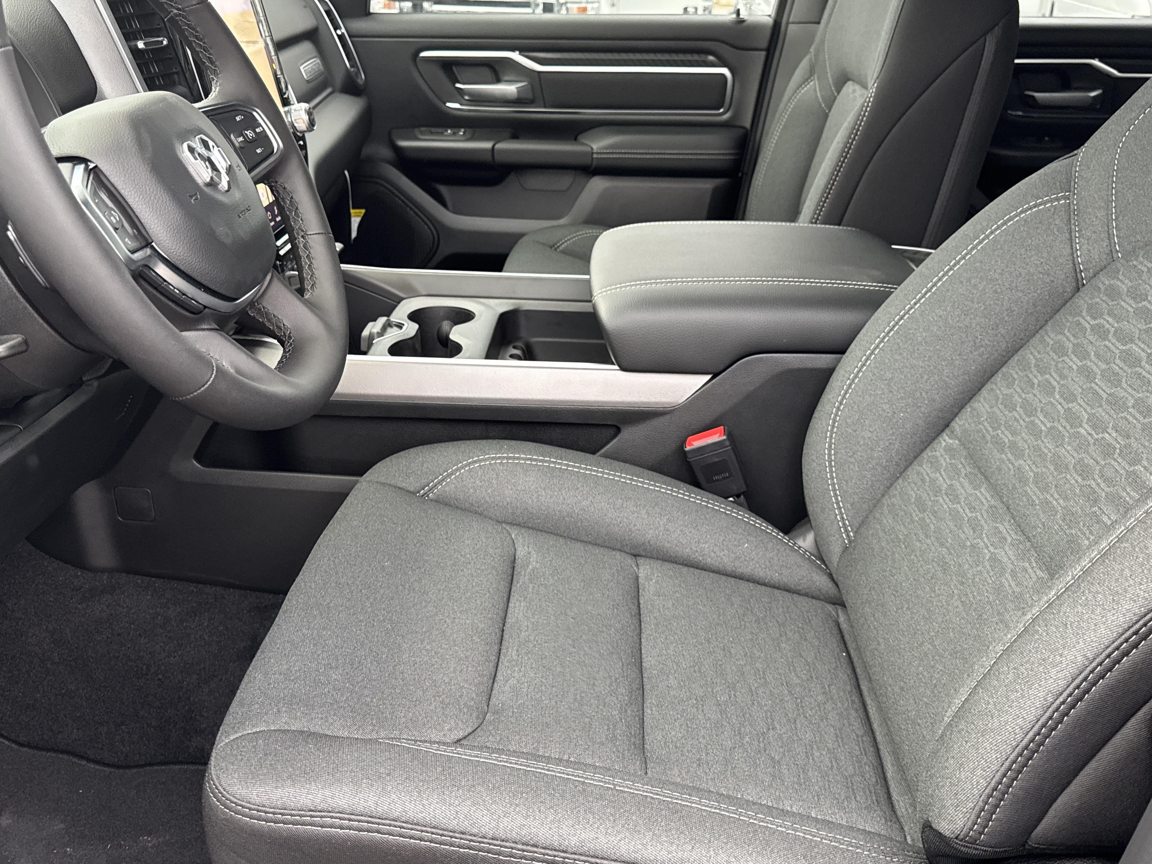 New 2026 RAM 1500 Big Horn AWD/4WD image 9