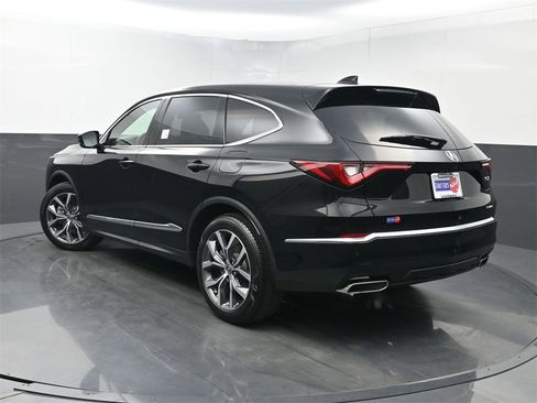 Used 2024 Acura MDX SH-AWD w/ Technology Package image 28