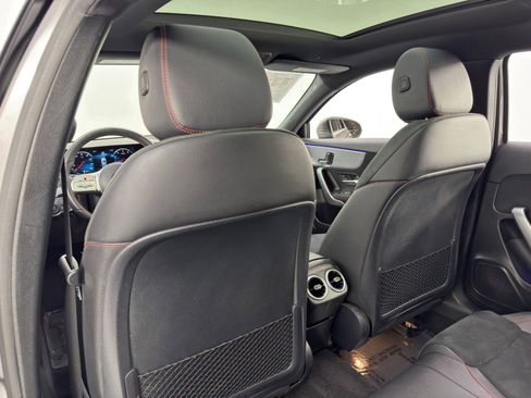 Used 2019 Mercedes-Benz A 220 A 220 w/ AMG Line & Premium Pa image 38
