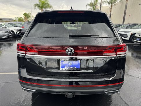Certified 2024 Volkswagen Atlas SE FWD image 8