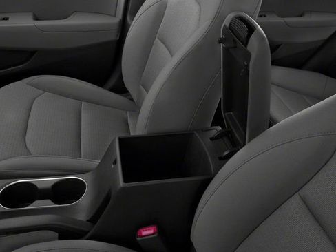 Used 2018 Hyundai Elantra SEL FWD image 18