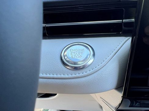 New 2026 Lincoln Nautilus Premier w/ Equipment Group 102A image 24