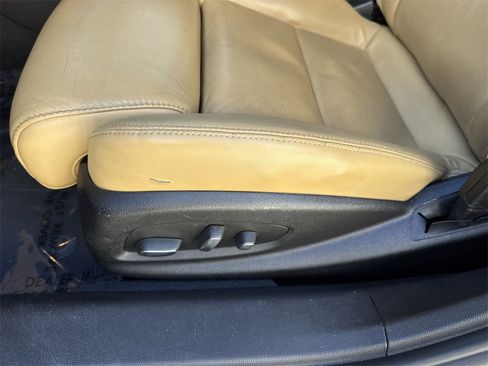 Used 2013 Cadillac XTS Luxury w/ Driver Awareness Package image 42