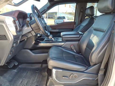 Used 2021 Ford F150 Lariat image 3