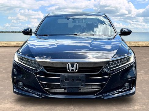Used 2021 Honda Accord Sport image 2