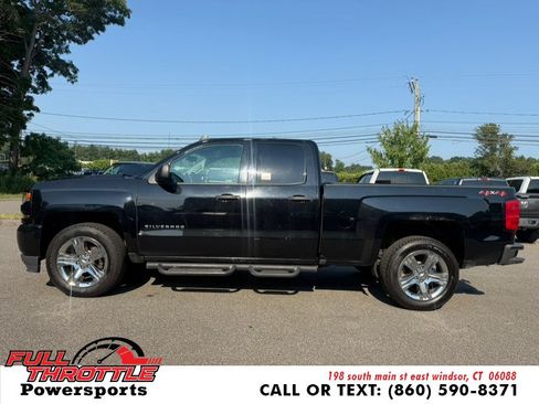Used 2018 Chevrolet Silverado 1500 Custom w/ Custom Convenience Package AWD/4WD image 6