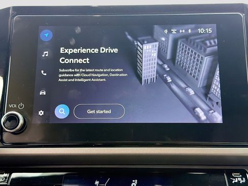 Used 2025 Toyota Camry SE image 30