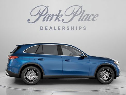 Used 2026 Mercedes-Benz GLC 300 image 25