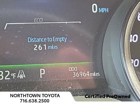 Used 2024 Toyota Camry SE image 18