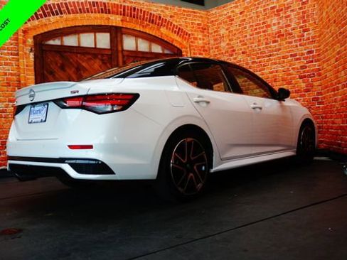 Certified 2024 Nissan Sentra SR FWD image 7