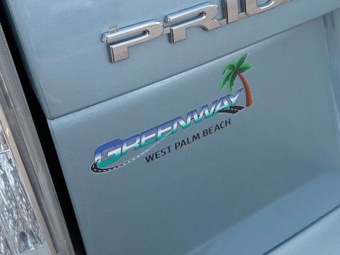 Used 2014 Toyota Prius Four image 32