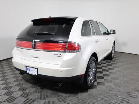 Used 2009 Lincoln MKX AWD image 5