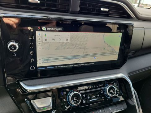 New 2025 GMC Sierra 2500 Denali w/ Denali Reserve Package image 20