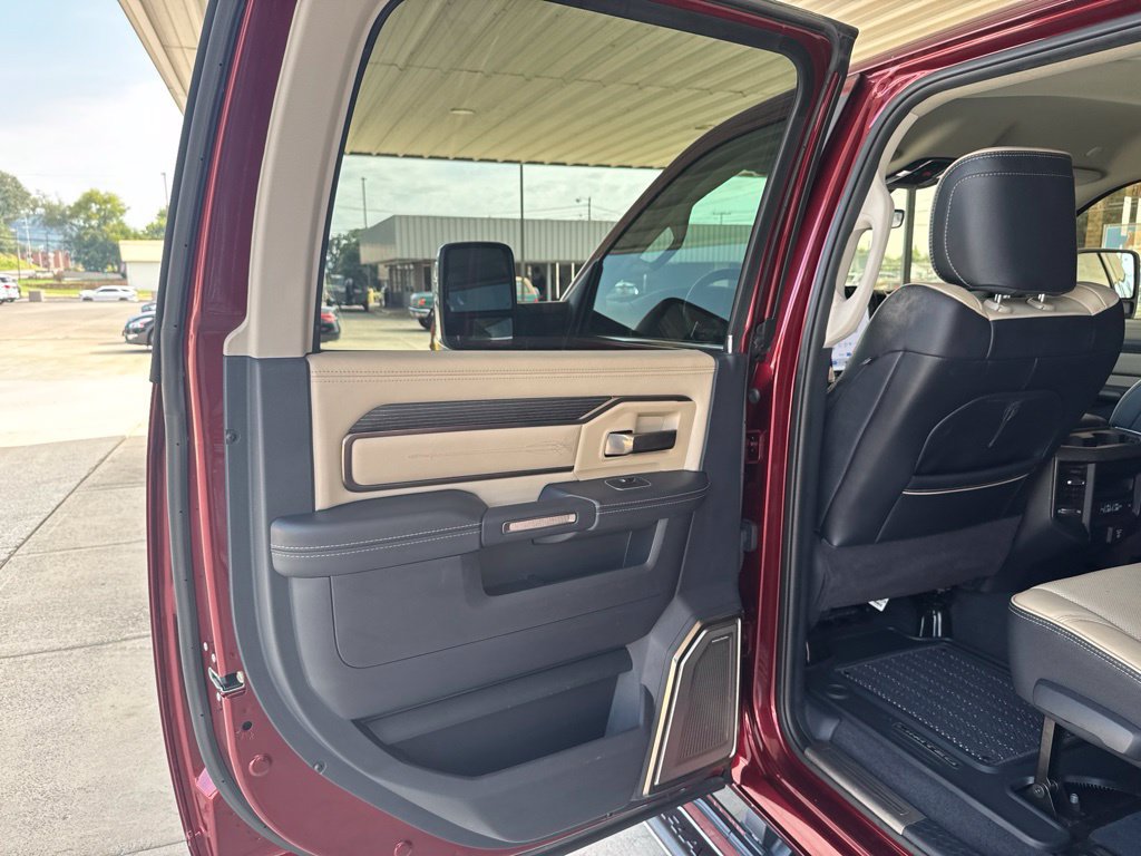 Used 2023 RAM 2500 Limited AWD/4WD image 20