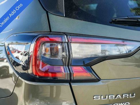 Certified 2025 Subaru Outback Premium image 9