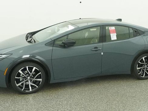 New 2026 Toyota Prius Plug-In Hybrid image 40