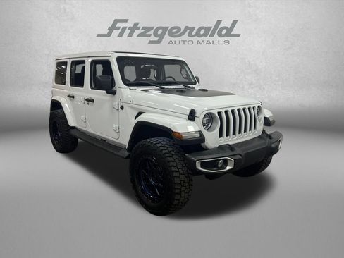 Used 2021 Jeep Wrangler Unlimited Sahara w/ LED Lighting Group AWD/4WD image 7