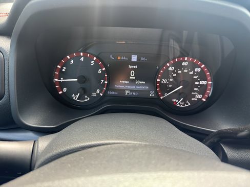 Used 2024 Nissan Titan PRO-4X w/ Pro-4x Utility Package image 13