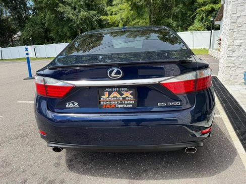 Used 2014 Lexus ES 350 w/ Premium Package FWD image 13