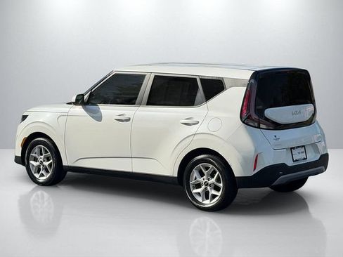 Certified 2024 Kia Soul LX w/ Option Group 015 FWD image 6
