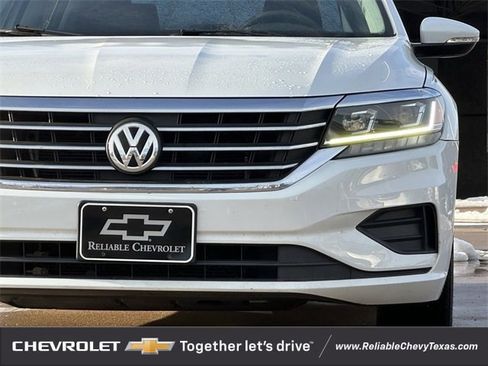 Used 2020 Volkswagen Passat 2.0T S image 8