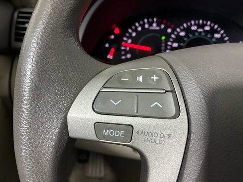 Used 2009 Toyota Camry LE image 10