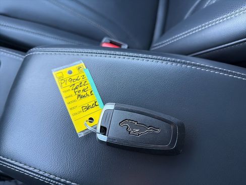 Used 2022 Ford Mustang Mach-E Premium image 30