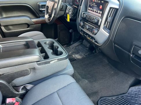 Used 2016 GMC Sierra 2500 SLE w/ SLE Preferred Package AWD/4WD image 17