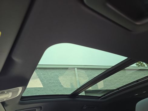 New 2025 Audi Q3 2.0T Premium image 29