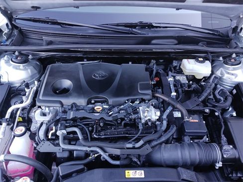 Used 2022 Toyota Avalon XSE image 14