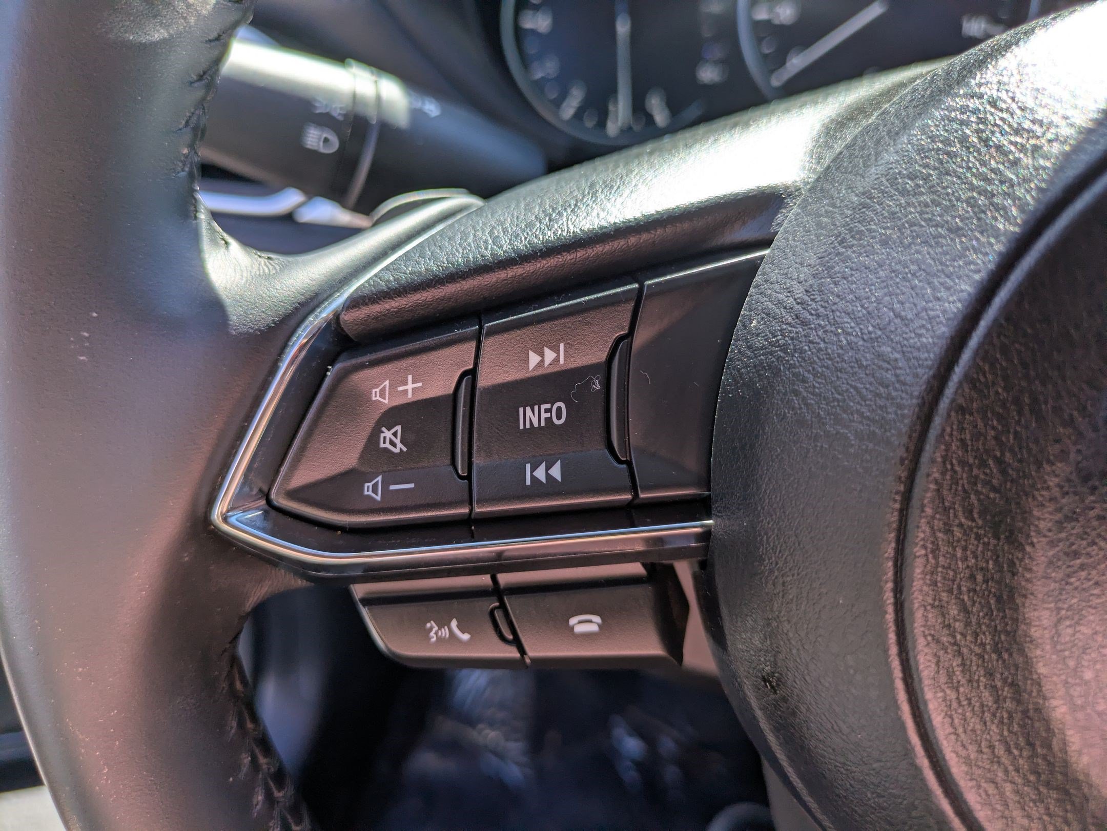 Used 2023 MAZDA CX-5 AWD 2.5 S w/ Premium Plus Pkg image 18