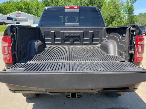 Used 2023 RAM 2500 Laramie AWD/4WD image 11