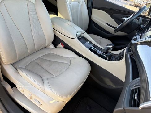 Certified 2019 Buick Envision Essence w/ LPO, Active Package FWD image 11