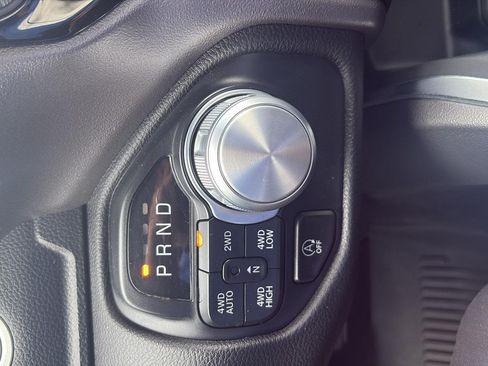 Used 2020 RAM 1500 Laramie w/ Sport Appearance Package AWD/4WD image 22